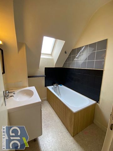 Location Appartement 3 pièces 57m² - Photo 3