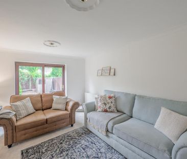 2 bedroom House To Let - Photo 2