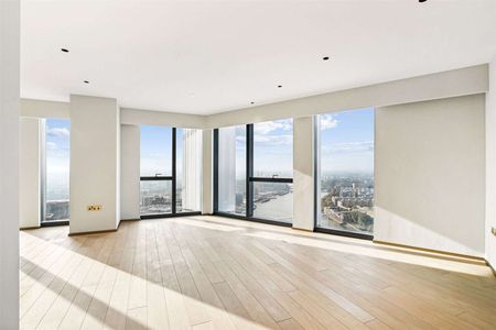 A modern three bedroom apartment with river views - Photo 3