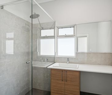 12 Cantlebury Road - Photo 3