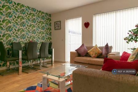 2 bedroom terraced house to rent - Photo 3