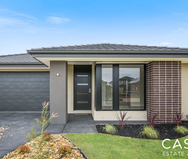 15 Shulze Drive, Clyde North - Photo 4