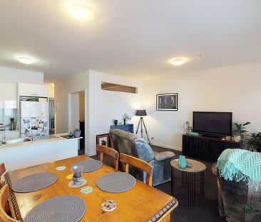 Live in the heart of Moonee Ponds - Photo 2