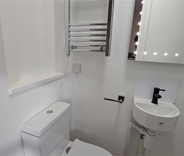 Double Rooms at 53 Canterbury Street, Cambridge, CB4 3QG - Photo 6