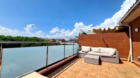 Luxury Villa for rent in Gavà, Spain - Photo 2