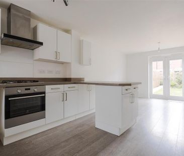 2 bedroom terraced house to rent - Photo 5