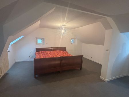 Location Maison 4 pièces 137m² - Photo 3