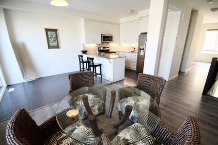 For Lease - 119 Stork Street, Oakville, Ontario - Photo 4