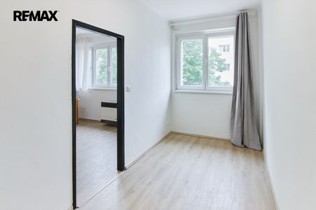Pronájem bytu 2+kk v osobním vlastnictví 41 m², Praha 6 - Břevnov - Photo 2