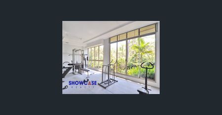 IMPRESSIVE ULTRA CONVENIENT - POOL & SAUNA IN COMPLEX - Photo 2