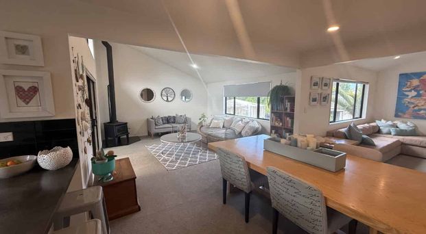 What’s Not to Love! Private, Beautiful Gardens & Room for the Whole Family - Photo 1