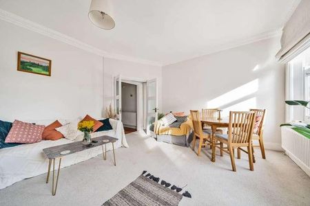 Emperors Gate, South Kensington, SW7 - Photo 2