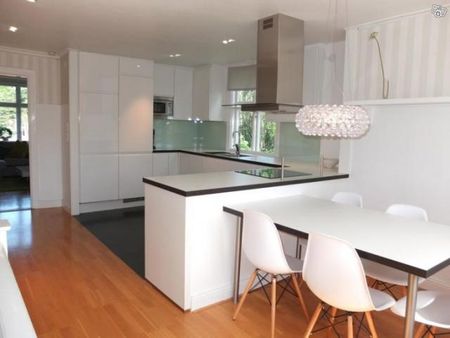 VILLA I SUNDBYBERG UTHYRES - Photo 5