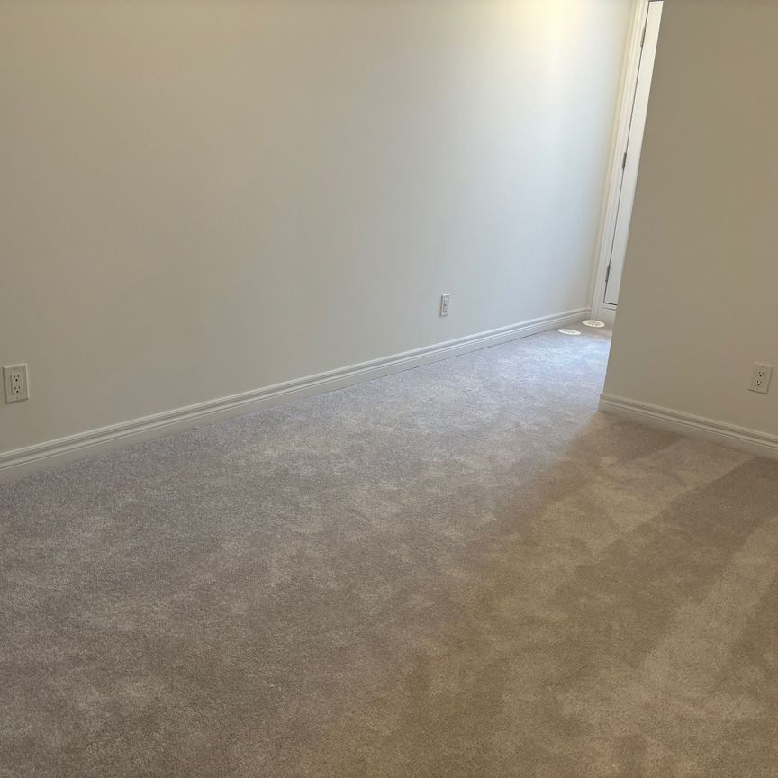 For Lease - 2015 Cameron Lott Crescent, Oshawa, Ontario - Photo 1