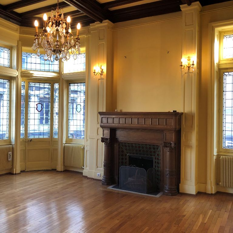 Location Appartement 5 pièces 180m² BESANCON 25000 - Photo 1