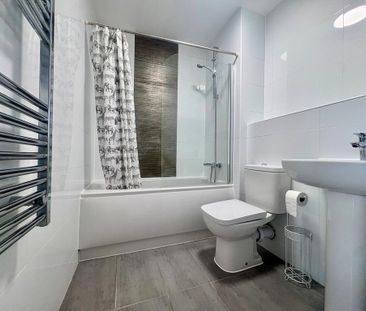 Studio to rent - Photo 5