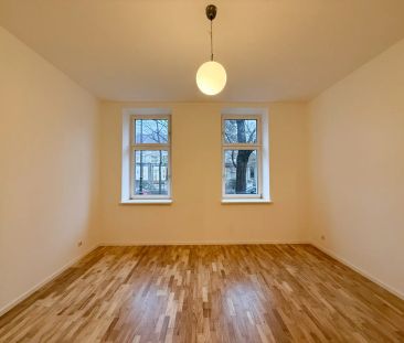 Gepflegte 3-Zimmer-Erdgeschosswohnung mit privatem Innenhofbereich - Foto 2