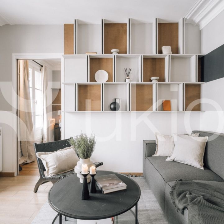 Appartement • Saint Germain l'Auxerrois - Photo 1