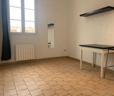 Location Appartement 1 pièce 28m² AIX EN PROVENCE 13100 - Photo 1