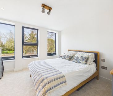 Lower Richmond Road, Richmond, Surrey, TW9 - Photo 4