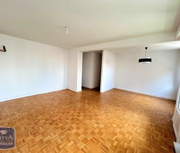 Location Appartement 4 pièces 72m² LE MANS 72000 - Photo 2