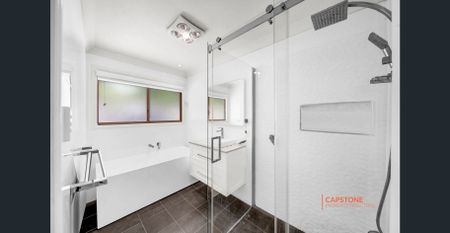 GREAT Family Home in the Heart of Springwood! - Photo 3