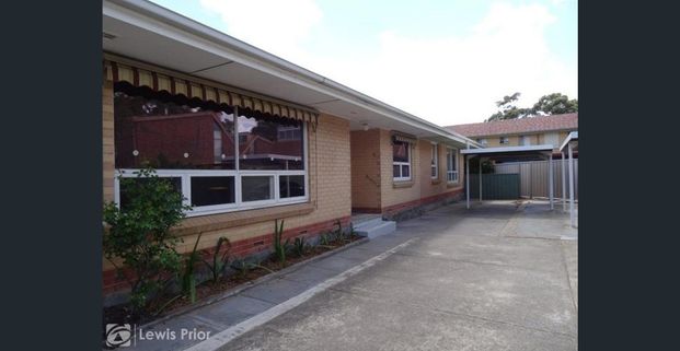 Affordable Homette In Great Location - Photo 1