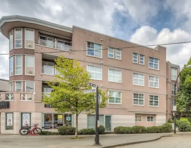 La Residenza | 1688 E 8th Ave, Vancouver - Photo 1