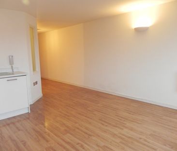 1 bed Apartment for Rent - Photo 3