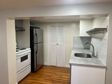 For Lease - 54 Newlands Avenue, Toronto, Ontario - Photo 3