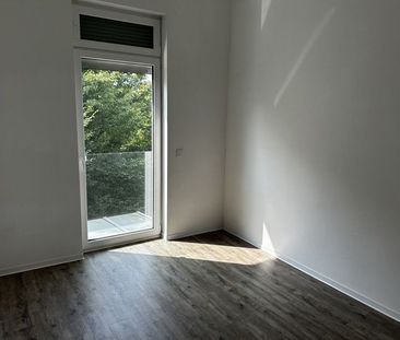 Hochwertige 4-Zimmer-Wohnung mit Dachterrasse - Photo 2