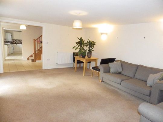 3 bedroom terraced house to rent - Photo 1