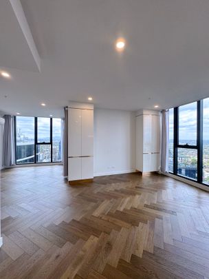 Luxurious 4-Bedroom Penthouse in the Heart of Box Hill - Photo 1