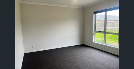 Magnificent Living Spaces, Luxurious Amenities, Unmatched Elegance! - Photo 4