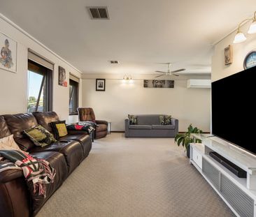Comfortable Living in a Convenient Traralgon Location - Photo 2