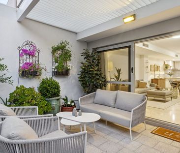 Stylish Townhouse Living in Bloom Wembley Terraces - Photo 4