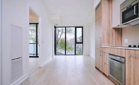 For Lease - 840 ST CLAIR Avenue Unit# 605, Toronto, Ontario - Photo 4