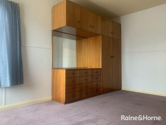 Low maintenance three bedroom home! - Photo 1