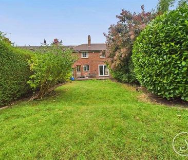 Miles Hill Crescent, Chapel Allerton, Leeds, LS7 - Photo 4