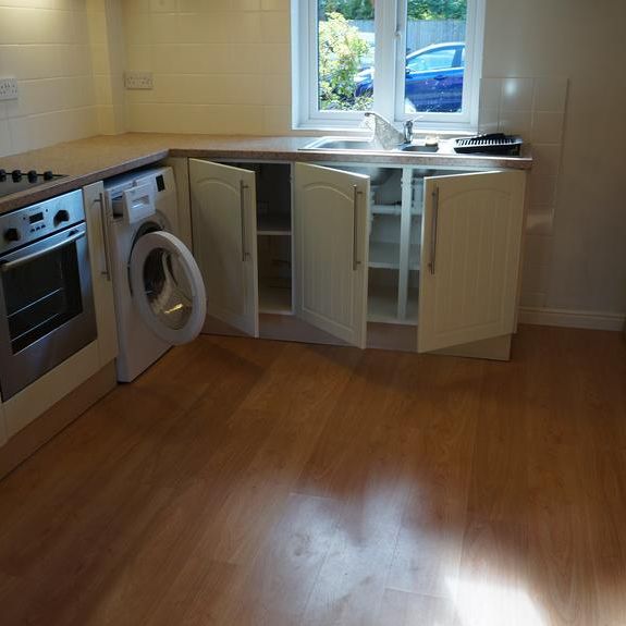 2 bedroom terraced house to rent - Photo 1