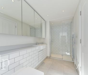 1 Bedroom Flat, Litchfield Street, London, Greater London, Covent G... - Photo 1