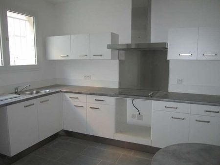 Location Appartement 3 pièces 55m² BORDEAUX 33000 - Photo 3