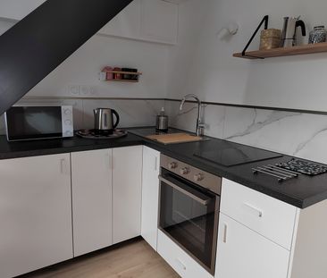 Location Appartement 1 pièce 21m² ORLEANS 45000 - Photo 2