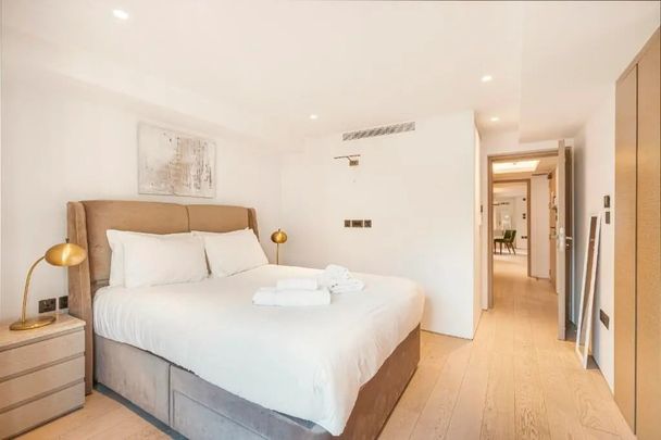 3 Bed Flat, Maddox Street, W1S - Photo 1