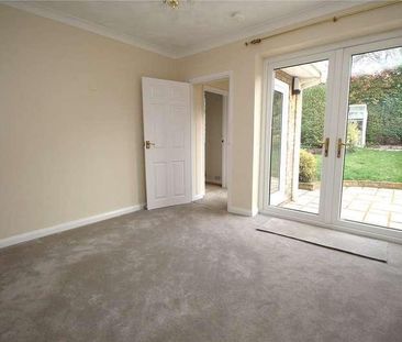 Will Hall Close, Alton, Hampshire, GU34 - Photo 4