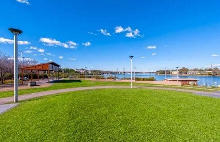 Sunlit & Stylish | Resort-Style Living in Meadowbank - Photo 5