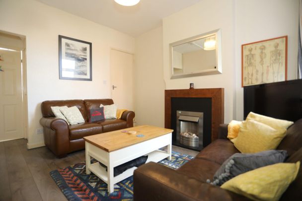 Grasmere Street (4 bed) - Photo 1