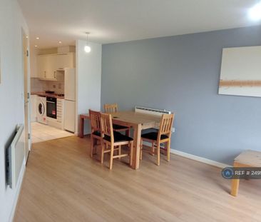 1 bedroom flat to rent - Photo 6