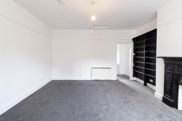 Upper Banister Street, Southampton - Photo 1