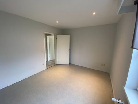 Ruim 2 slpk. appartement vlakbij het centrum van Westerlo - Photo 3